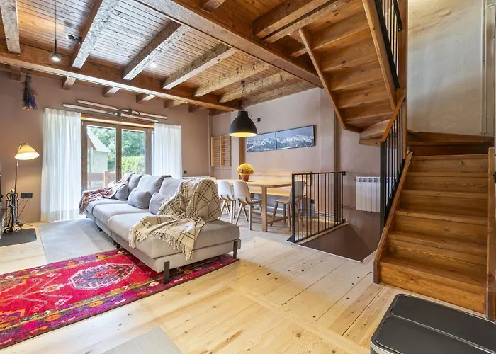 Luderna - Casa Con Terraza Somont Feriehus