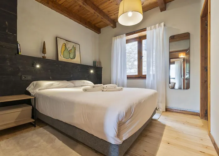Luderna - Casa Con Terraza Somont Feriehus Naut Aran